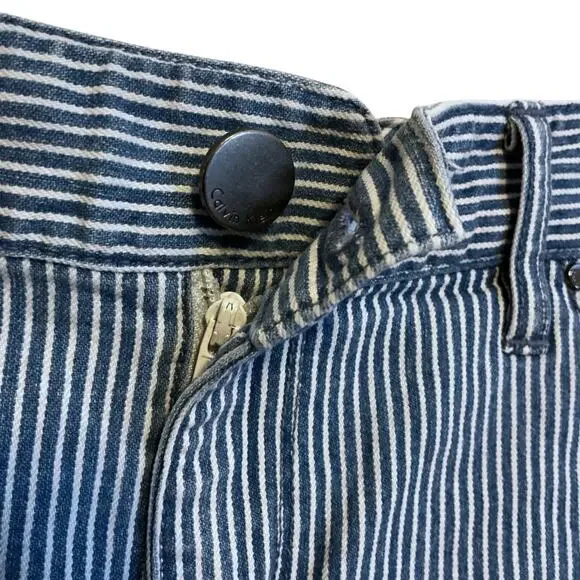 Calvin Klein Jeans Denim Shorts Sz 2 Blue White Pinstripe Mid-Rise Cotton Blend - Picture 6 of 10